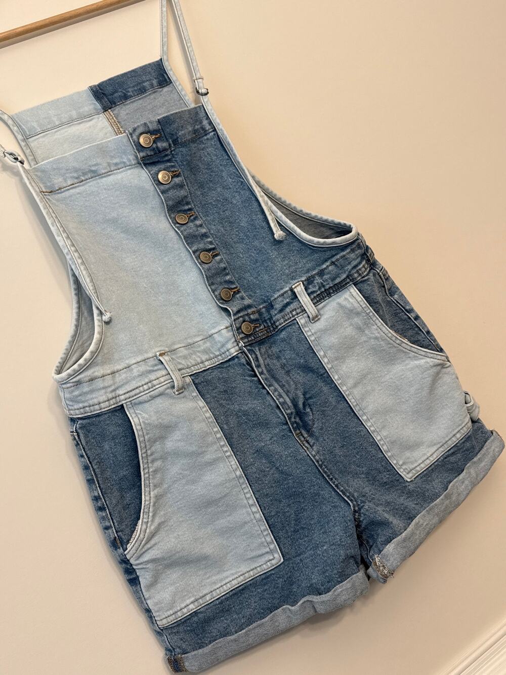 Celebrity Colorblock Denim Overall Shorts – Size Large 11-13